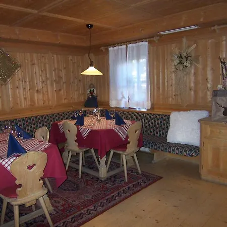 Sport Astoria Aparthotel La Villa (Trentino Alto Adige)