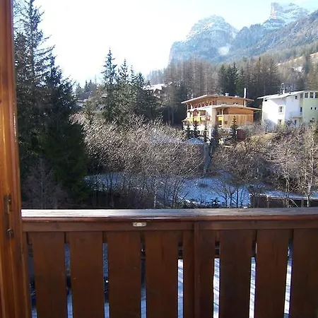 Aparthotel Sport Astoria La Villa (Trentino Alto Adige)
