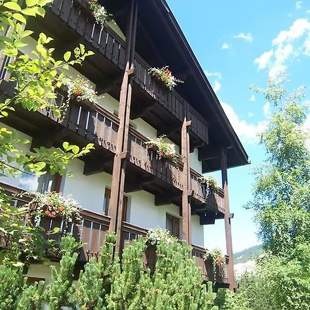 Aparthotel Sport Astoria La Villa (Trentino Alto Adige)